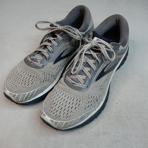 Brooks Mens Adrenaline GTS 18 Running Shoes Gray, main image 11